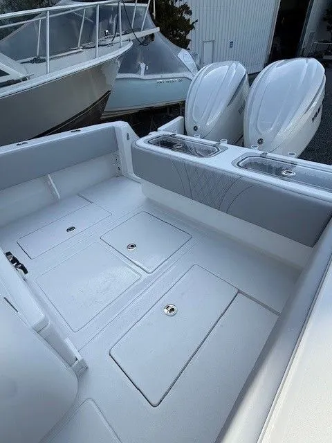 Slide: The Image of Contender 32 ST 2026 - 20