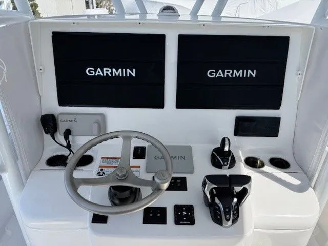 Slide: The Image of Contender 32 ST 2026 - 6