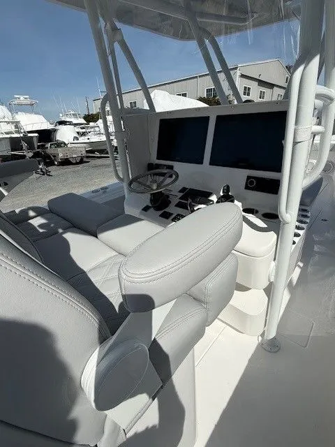 Slide: The Image of Contender 32 ST 2026 - 8