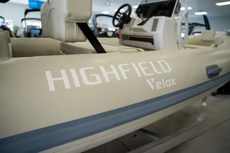 Slide: The Image of Highfield Velox 560 2026 - 2