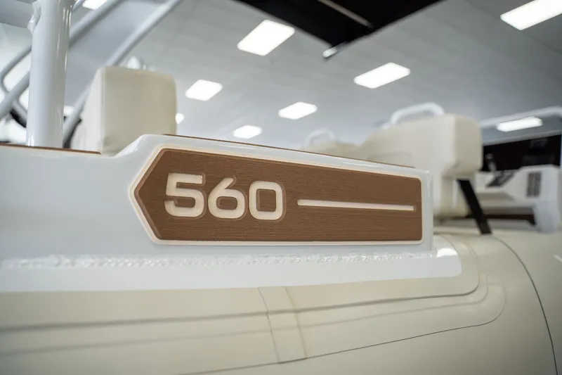 Slide: The Image of Highfield Velox 560 2026 - 3