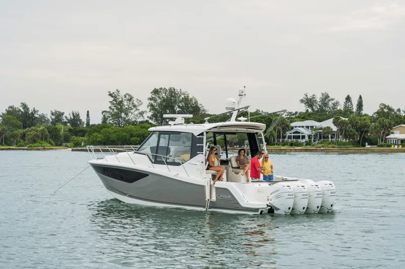 Slide: The Image of Boston Whaler 405 Conquest 2027 - 3