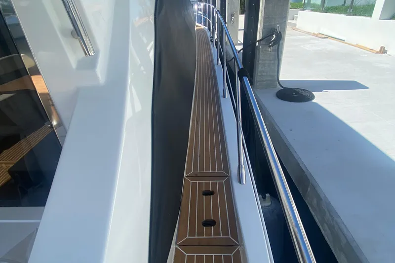 Slide: The Image of Starboard Side Decks - 31