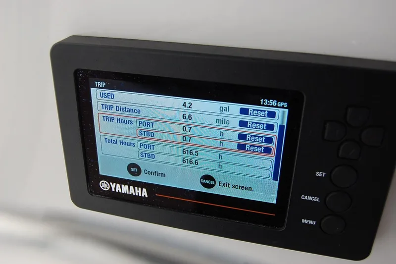 Slide: The Image of Yamaha display on 2020 Cape Horn 31T showing trip data and fuel usage. - 18