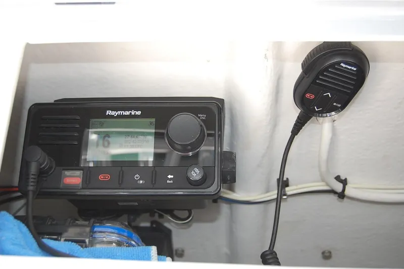 Slide: The Image of Raymarine marine radio system in a 2020 Cape Horn 31T boat. - 6
