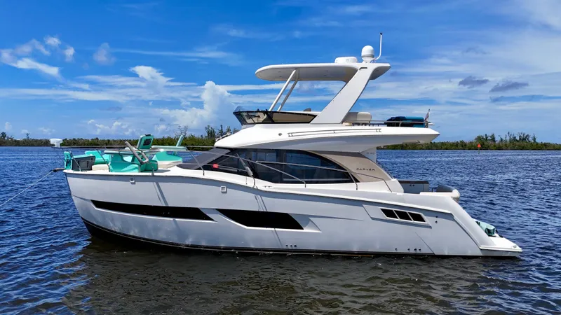 The Image of 2017 Carver - Exterior profile on the water - 0