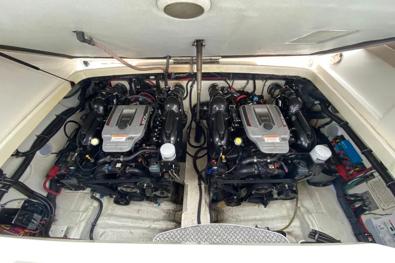 Slide: The Image of 2015 Formula 310 Sun Sport engine compartment with dual powerful engines. - 29