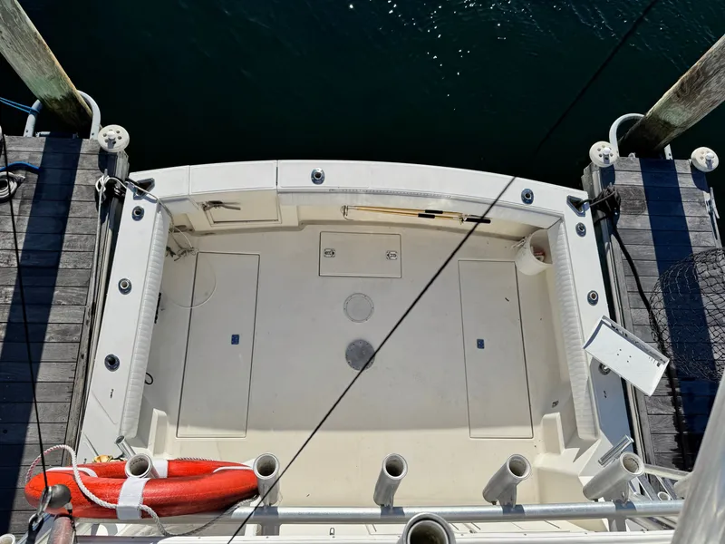 Slide: The Image of Carolina 35 Express 2002 - 13