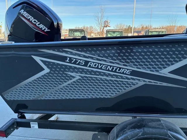 Slide: The Image of Lund 1775 Adventure Sport 2026 - 3