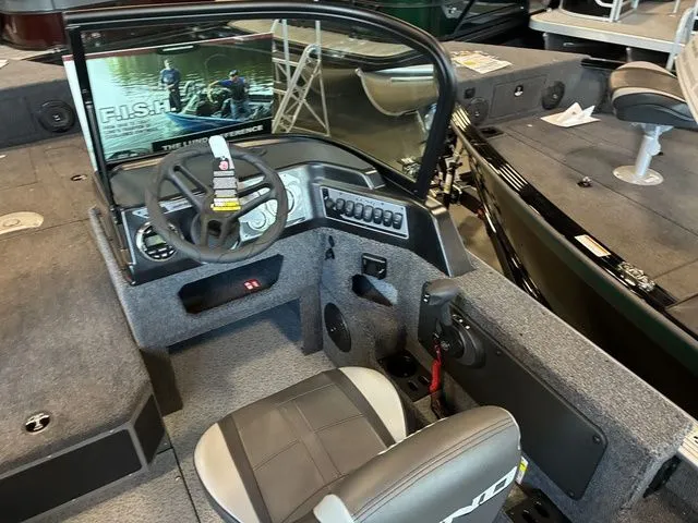 Slide: The Image of Lund 1875 Impact XS Sport 2026 - 9