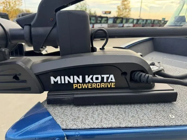 Slide: The Image of Lund 1650 Angler Sport 2022 - 18