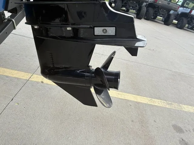 Slide: The Image of Lund 1650 Angler Sport 2022 - 7