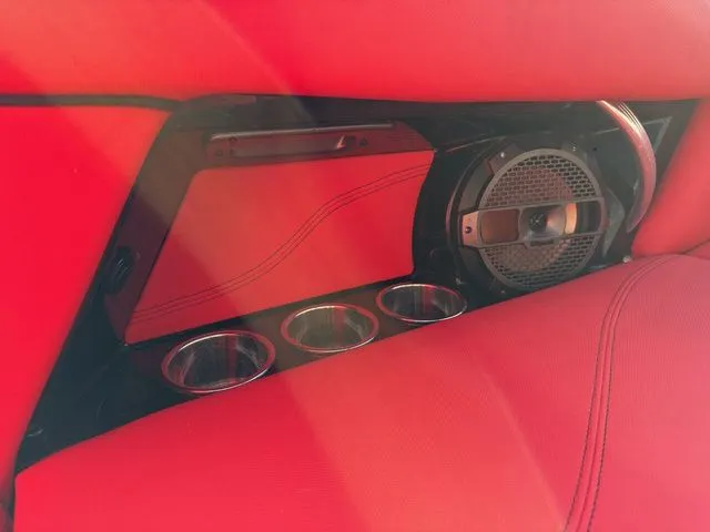 Slide: The Image of MasterCraft XT22 2019 - 54