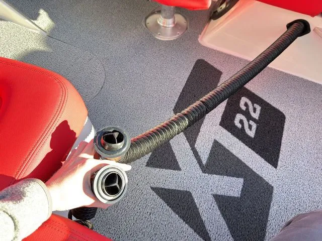 Slide: The Image of MasterCraft XT22 2019 - 69