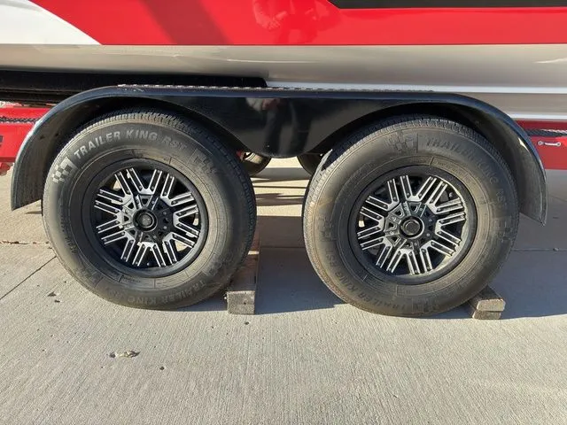 Slide: The Image of MasterCraft XT22 2019 - 75