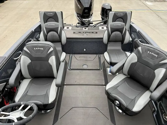 Slide: The Image of Lund 202 PRO-V GL Sport 2026 - 10