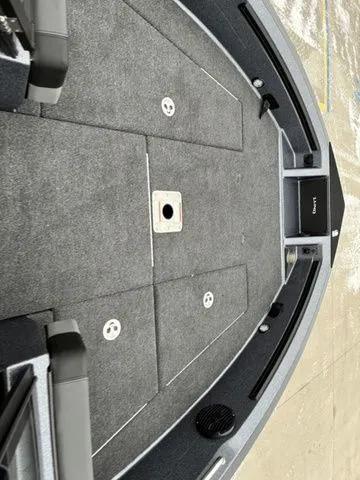 Slide: The Image of Lund 202 PRO-V GL Sport 2026 - 24