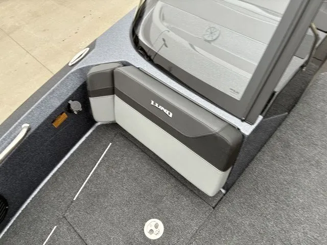 Slide: The Image of Lund 202 PRO-V GL Sport 2026 - 27