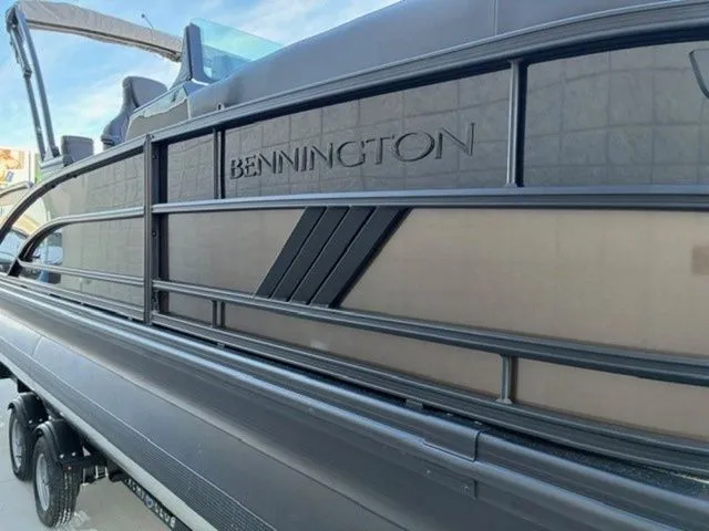 Slide: The Image of Bennington 24MSSE SPS Rear Fish Tritoon Pontoon 2026 - 10