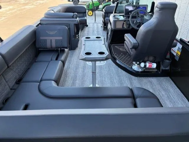 Slide: The Image of Bennington 24MSSE SPS Rear Fish Tritoon Pontoon 2026 - 21