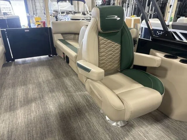 Slide: The Image of Bennington S Quad Bench 23 SSR Tritoon Pontoon 2026 - 10