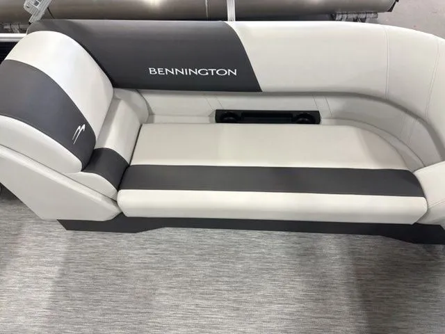 Slide: The Image of Bennington 22SSRSF 2026 - 15