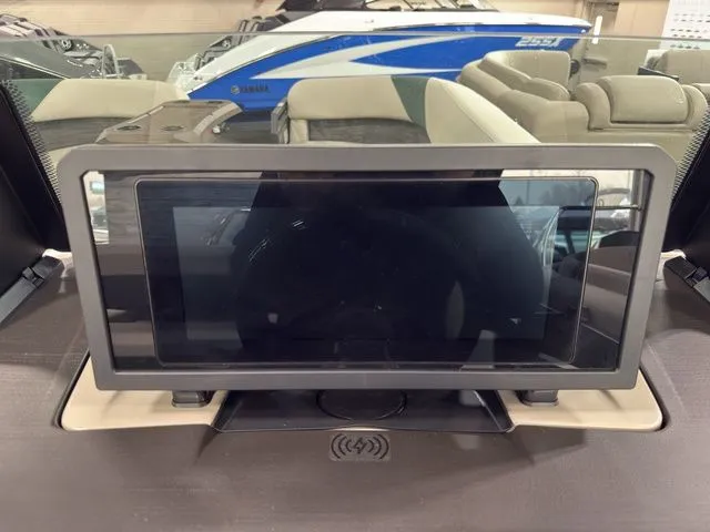 Slide: The Image of Bennington 24MCSB Carbon Fiber Arch Tritoon Pontoon 2026 - 26