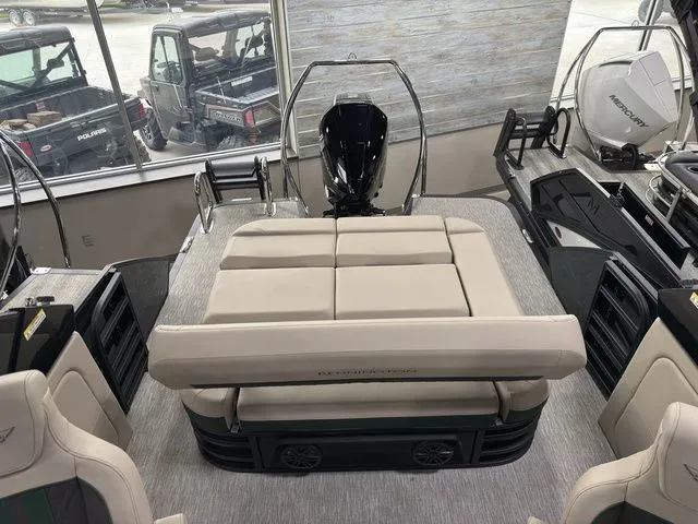 Slide: The Image of Bennington 24MCSB Carbon Fiber Arch Tritoon Pontoon 2026 - 46