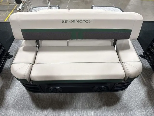 Slide: The Image of Bennington 24MCSB Tritoon Pontoon 2026 - 20