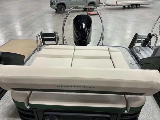 Slide: The Image of Bennington 24MCSB Tritoon Pontoon 2026 - 37