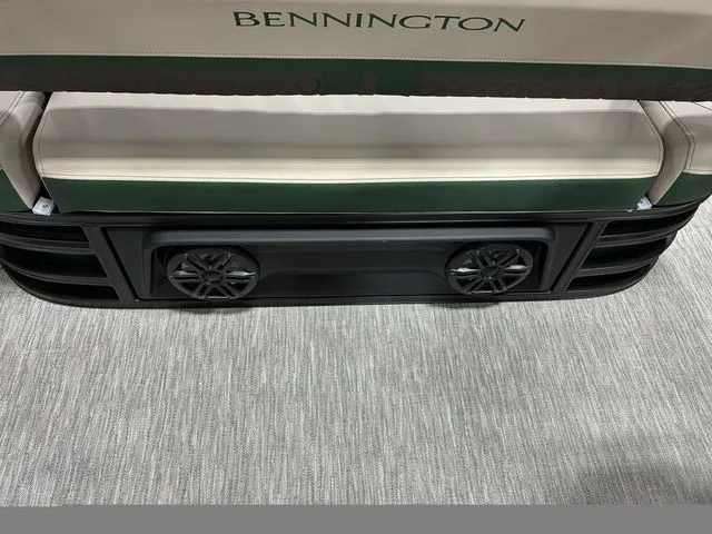 Slide: The Image of Bennington 24MCSB Tritoon Pontoon 2026 - 38