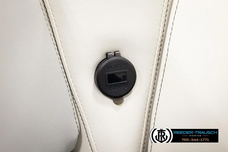 Slide: The Image of USB port on white leather seat of 2026 Avalon VEN RF boat. - 43