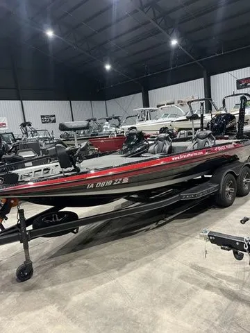 Slide: The Image of Skeeter ZXR20 2025 - 15