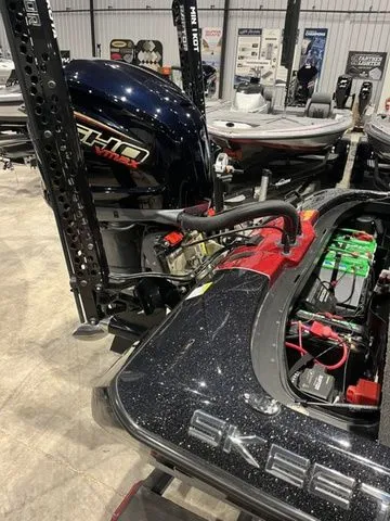 Slide: The Image of Skeeter ZXR20 2025 - 17