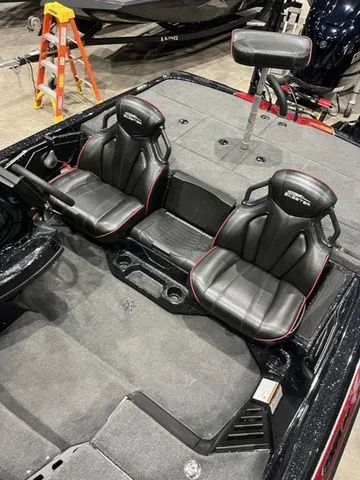 Slide: The Image of Skeeter ZXR20 2025 - 3