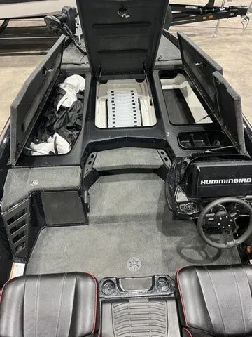 Slide: The Image of Skeeter ZXR20 2025 - 8