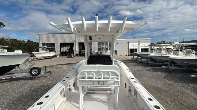 Slide: The Image of Sea Fox 248 Commander 2026 - 19