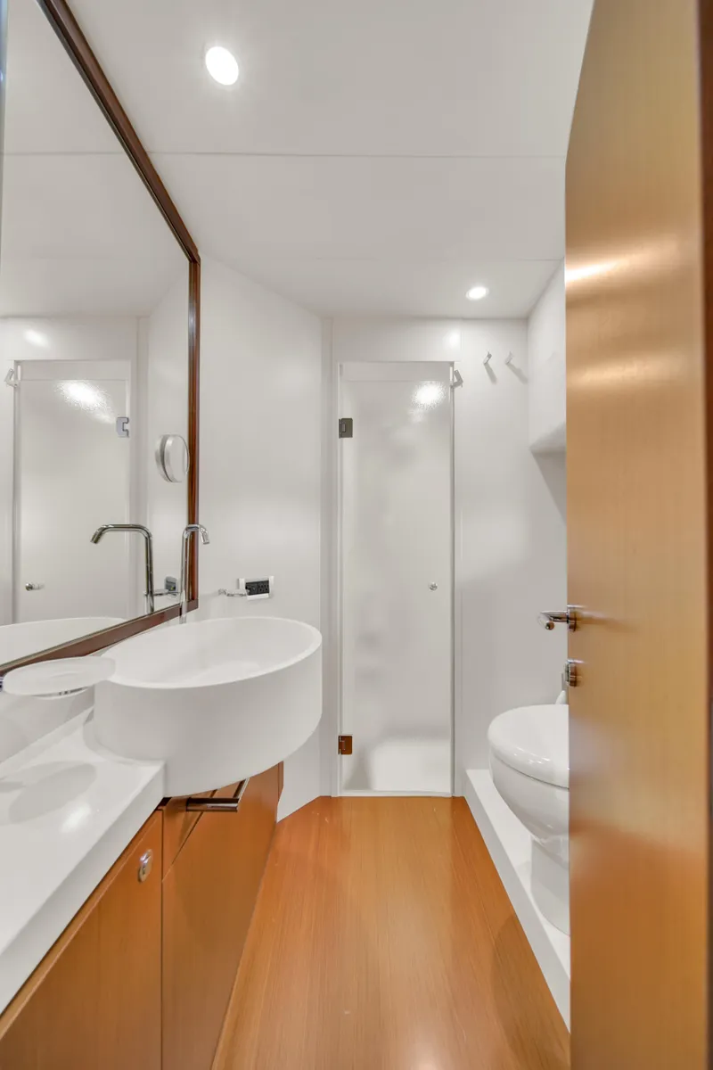Slide: The Image of Ferretti 660 2011 - 51