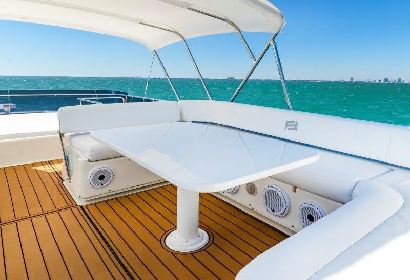Slide: The Image of Ferretti 660 2011 - 60