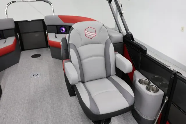 Slide: The Image of South Bay 224 RS W/ 222 Playpen 2026 - 14