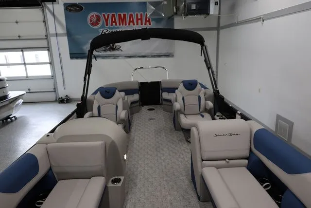 Slide: The Image of South Bay LE 224 RS 2.75 JAWS EDITION TRITOON 2026 - 17