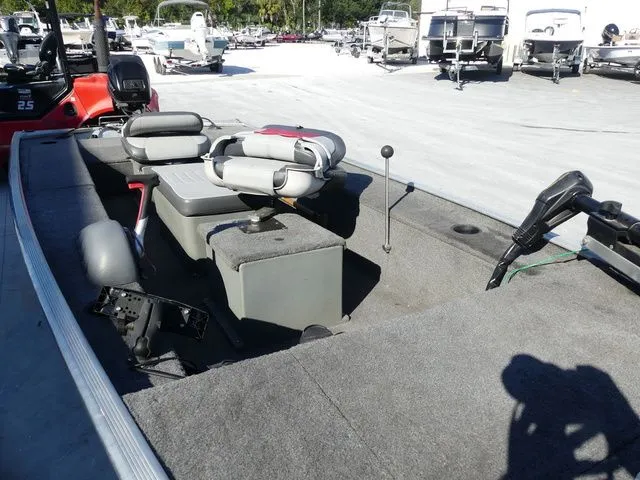 Slide: The Image of Tracker Panfish 16 2016 - 7