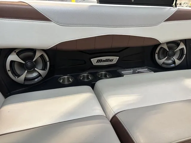 Slide: The Image of Malibu Wakesetter 23 LSV 2018 - 19