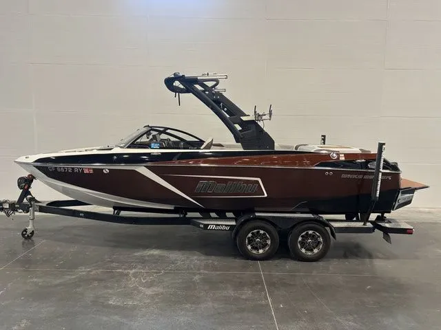 Slide: The Image of Malibu Wakesetter 23 LSV 2018 - 4