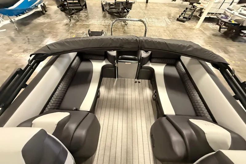 Slide: The Image of 2026 Avalon Catalina Platinum Quad Lounger interior with luxurious seating and modern design. - 9