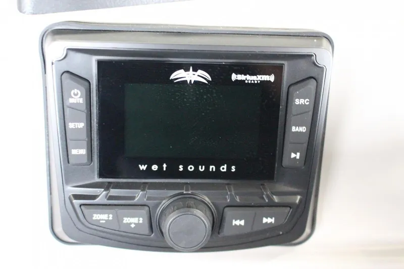 Slide: The Image of 2025 Sylvan L5 CLZ DH audio system with Wet Sounds SiriusXM-ready display. - 18