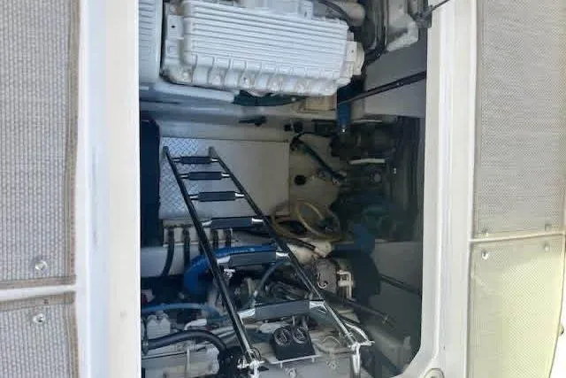 Slide: The Image of Luxurious bathroom in 2006 Sea Ray 52 Sundancer yacht with modern fixtures. - 7