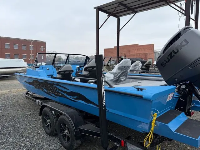 Slide: The Image of SeaArk Protege 240 - 250 HP Suzuki 2026 - 10