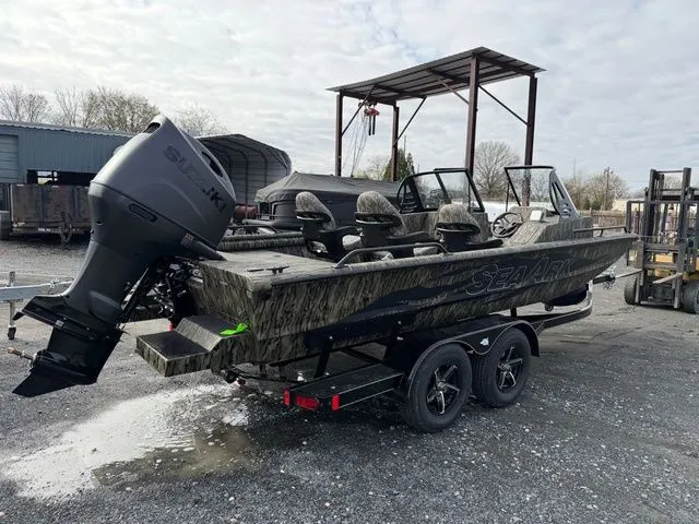 Slide: The Image of SeaArk Protege 200 2026 - 3