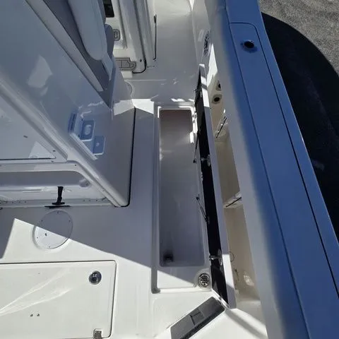 Slide: The Image of Sea Fox 288 Commander 2026 - 12